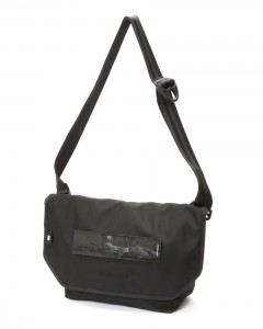 メッセンジャーバッグ S【HOBO 8.0 MESSENGER BAG SMALL/TOKYO LANDSCAPES(山岳)】