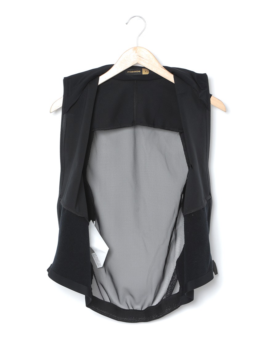 ASSOSレディースインサレーションベスト【UMA GTV Spring Fall Vest C2】09l