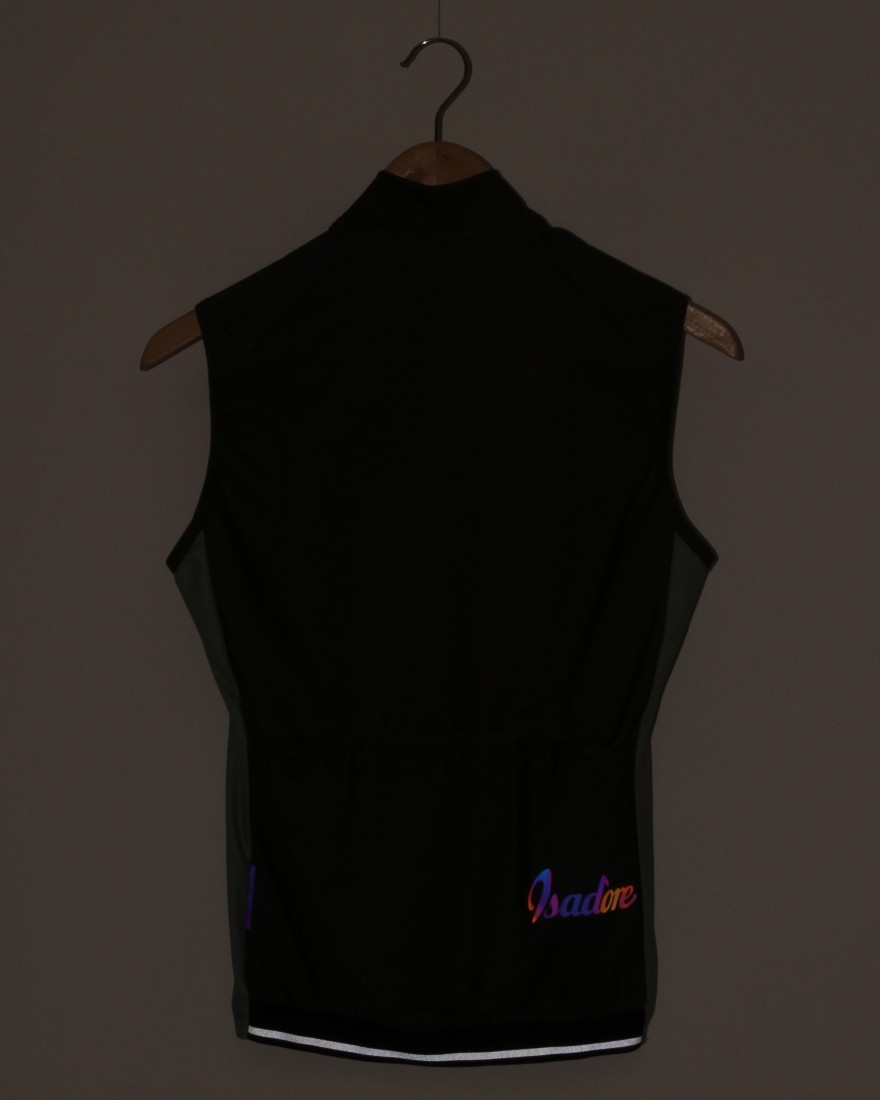 新作の予約販売も。 【新品】Isadore Alternative Thermal Vest XS