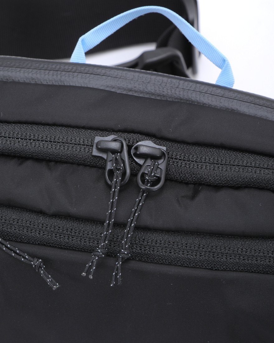 POCヒップパック【LAMINA HIP PACK】08l