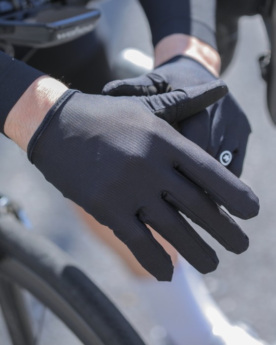 ロングフィンガーサマーグローブ【RS Aero FF Gloves】｜ASSOS（アソス