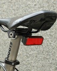 Knogリアライトサドルマウント【BLINDER LINK SADDLE MOUNT】mb_15l