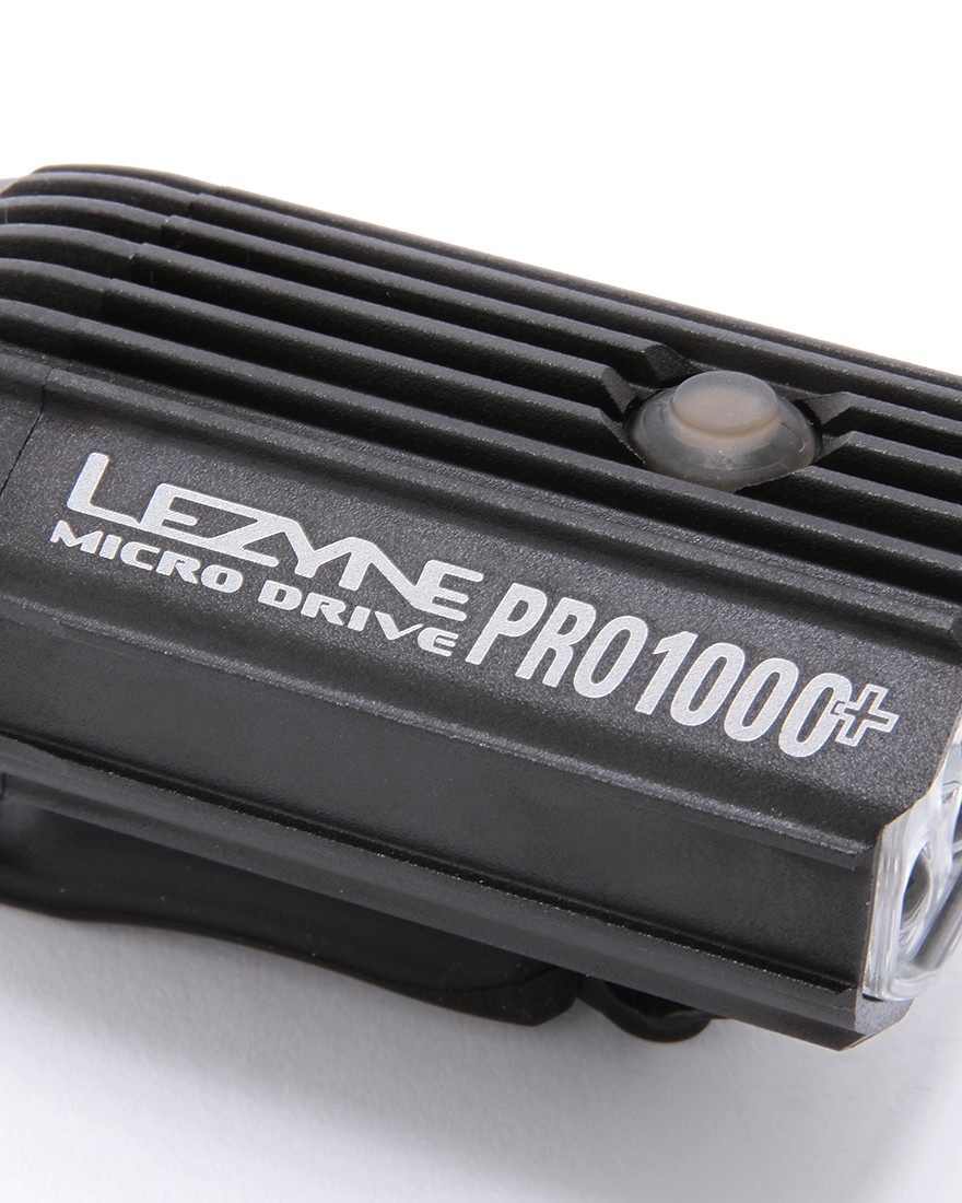 USB充電式フロントライト【MICRO DRIVE PRO 1000+】｜LEZYNE（レザイン